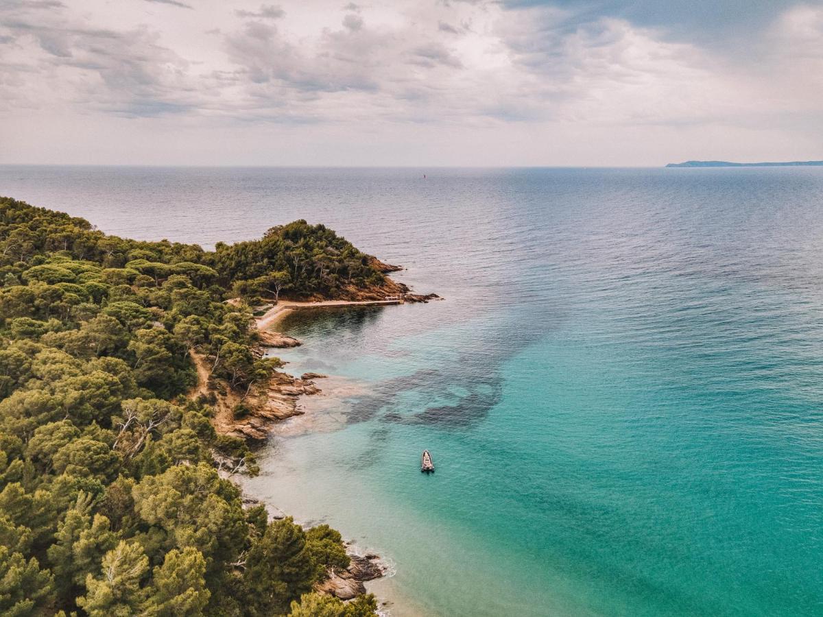 Hotel Le Bailli De Suffren Rayol-Canadel-sur-Mer Bagian luar foto